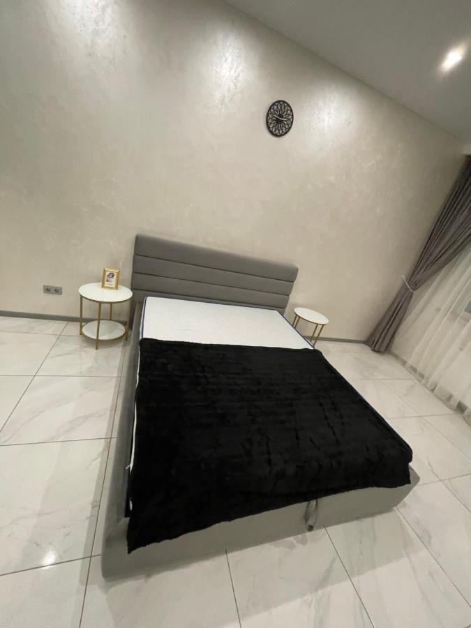 Apartment In Arсadia 2 Bedrooms Odesa Exterior photo