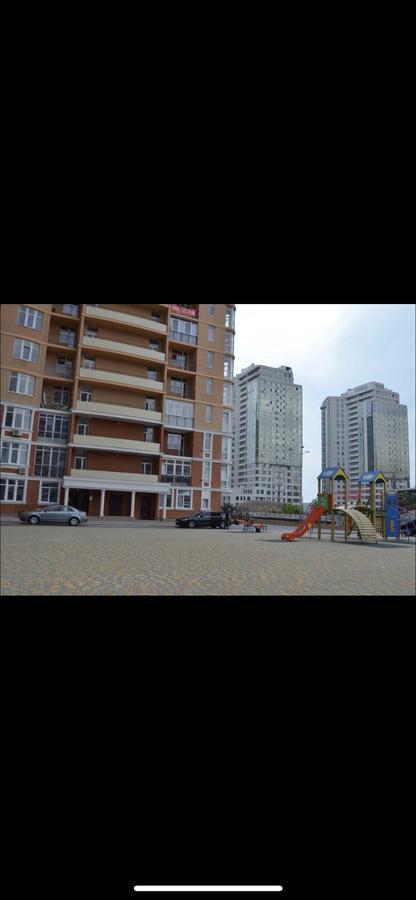 Apartment In Arсadia 2 Bedrooms Odesa Exterior photo